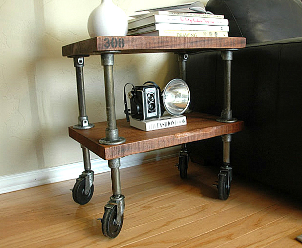 metal-and-wood-industrial-table-on-wheels.png